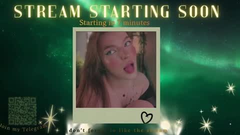Snapshot of diora_vibe chatting on June 8, 2026, 8:42 pm Diora Sam online show from June 8, 2026, 8:42 pm