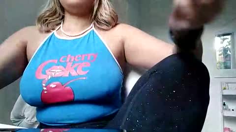 Snapshot of diosadeluniverso_ chatting on September 11, 2025, 8:20 pm diosadeluniverso_ online show from September 11, 2025, 8:20 pm