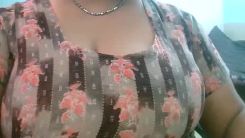 dipa2345 online show from September 15, 2025, 3:50 am