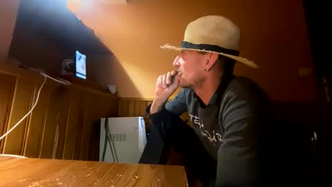 dirtyuniversal online show from April 22, 2026, 1:45 pm