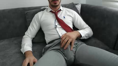 Snapshot of dirtyybooyy77 chatting on October 7, 2025, 9:28 am dirtyybooyy77 online show from October 7, 2025, 9:28 am