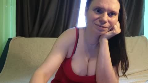 Snapshot of disco_fever80 chatting on April 14, 2026, 8:42 am disco_fever80 online show from April 14, 2026, 8:42 am