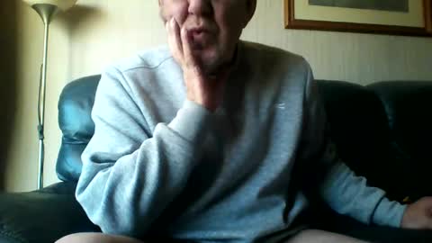 Snapshot of discovery63 chatting on January 3, 2025, 1:36 pm discovery63 online show from January 3, 2025, 1:36 pm