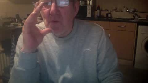 Snapshot of discovery63 chatting on January 25, 2025, 5:51 pm discovery63 online show from January 25, 2025, 5:51 pm