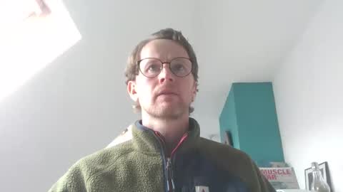 Snapshot of discovery_99 chatting on October 24, 2025, 12:34 pm discovery_99 online show from October 24, 2025, 12:34 pm