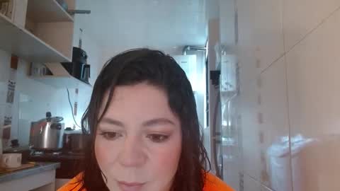 Snapshot of disneey2888 chatting on February 9, 2026, 12:42 pm disneey2888 online show from February 9, 2026, 12:42 pm