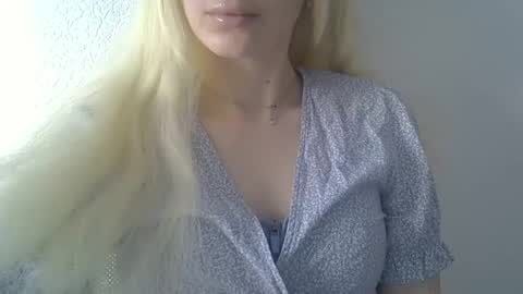 DitaVirraX online show from February 25, 2026, 12:59 pm