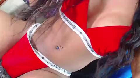 Snapshot of divaxxx4 chatting on September 12, 2025, 5:51 am divaxxx4 online show from September 12, 2025, 5:51 am