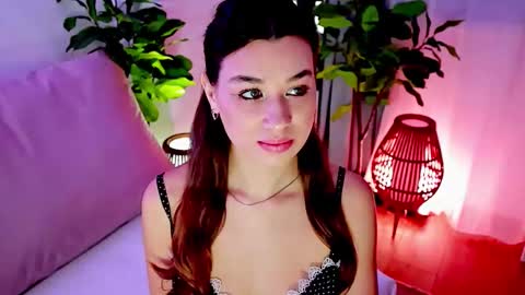 Tia online show from March 3, 2026, 9:10 pm