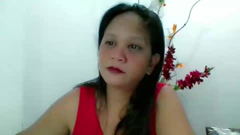 Snapshot of divinegrace10 chatting on December 8, 2024, 1:35 am Divine Grace Close To Your Hear online show from December 8, 2024, 1:35 am