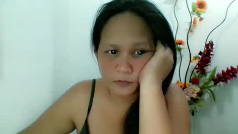 Snapshot of divinegrace10 chatting on December 11, 2024, 3:02 am Divine Grace Close To Your Hear online show from December 11, 2024, 3:02 am