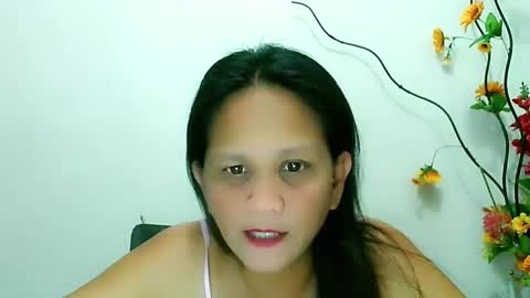 Snapshot of divinegrace10 chatting on January 31, 2025, 10:10 am Divine Grace Close To Your Hear online show from January 31, 2025, 10:10 am