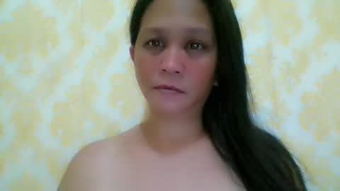 Snapshot of divinegrace10 chatting on April 8, 2026, 6:19 pm Divine Grace Close To Your Hear online show from April 8, 2026, 6:19 pm