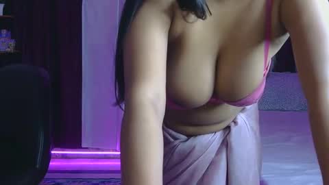 divyakhan online show from December 24, 2024, 5:05 am