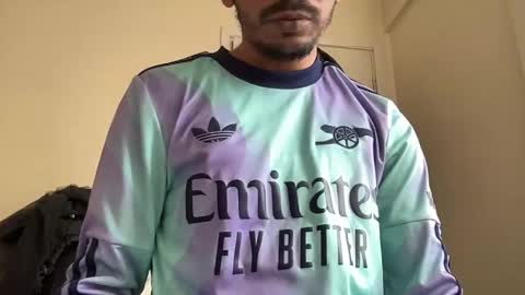Snapshot of divyesh69 chatting on April 28, 2026, 1:49 pm IndianLad online show from April 28, 2026, 1:49 pm