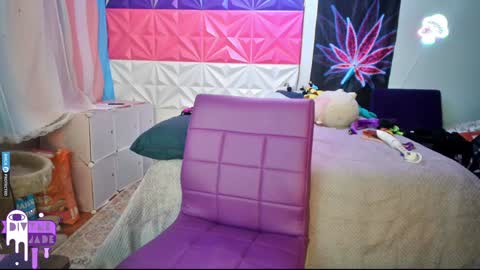 Jade Divyne online show from December 10, 2024, 5:17 am