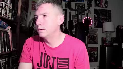 dix_handley_50 online show from February 5, 2025, 12:49 pm