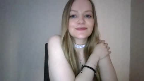 dixie_bangbang online show from April 14, 2026, 2:45 pm