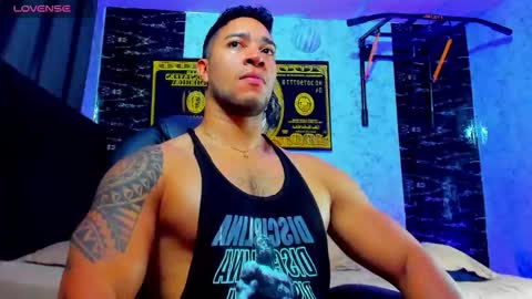 Snapshot of dixon_ray_ chatting on October 19, 2025, 1:06 am Dixon online show from October 19, 2025, 1:06 am