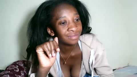 Snapshot of djamellah chatting on July 3, 2026, 3:35 am djamellah online show from July 3, 2026, 3:35 am