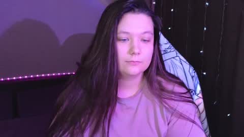 Snapshot of djennapalme chatting on January 8, 2025, 1:20 pm Jenia online show from January 8, 2025, 1:20 pm