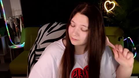 Snapshot of djennapalme chatting on January 25, 2025, 1:43 am Jenia online show from January 25, 2025, 1:43 am