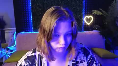 Snapshot of djennapalme chatting on October 6, 2025, 1:25 am Jenia online show from October 6, 2025, 1:25 am