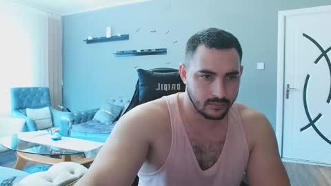 Snapshot of djmute chatting on November 27, 2025, 11:34 am STR8 BOYv online show from November 27, 2025, 11:34 am