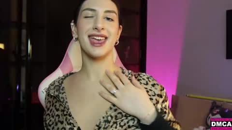 Snapshot of djokonda chatting on February 9, 2025, 7:27 am djokonda online show from February 9, 2025, 7:27 am