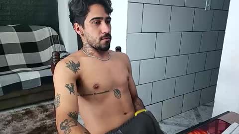 AmigodotadoZL online show from November 20, 2025, 3:12 pm