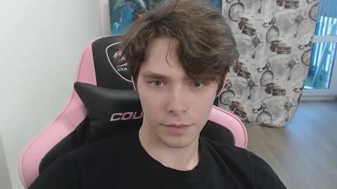 Snapshot of dmitryromanov chatting on February 16, 2025, 6:21 am Dead A online show from February 16, 2025, 6:21 am