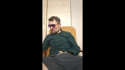 Snapshot of dmytroskrypchenko9 chatting on March 31, 2026, 6:58 am dmytroskrypchenko9 online show from March 31, 2026, 6:58 am
