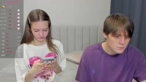 Snapshot of do_dick chatting on October 22, 2025, 11:26 pm Polly and Kiriko online show from October 22, 2025, 11:26 pm