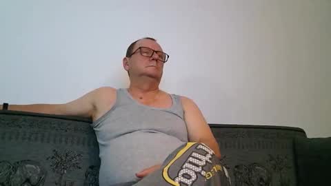 dobrybogdan online show from November 23, 2025, 5:02 pm