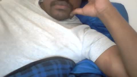 Snapshot of dockomodo77 chatting on September 11, 2025, 12:22 am Alex online show from September 11, 2025, 12:22 am