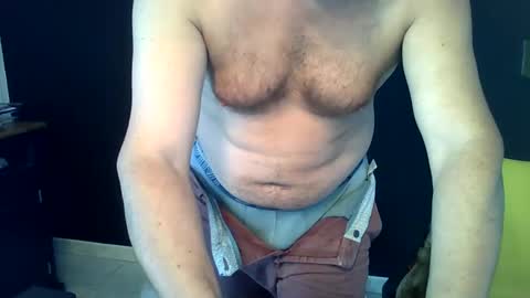 Snapshot of doggydaddi chatting on December 18, 2024, 2:49 pm Alex online show from December 18, 2024, 2:49 pm