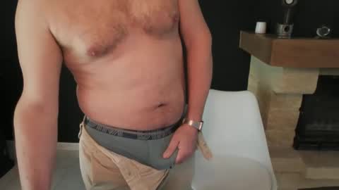 Snapshot of doggydaddi chatting on February 17, 2025, 1:10 pm Alex online show from February 17, 2025, 1:10 pm