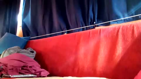 Snapshot of doghouseblue chatting on January 12, 2025, 10:12 am doghouseblue online show from January 12, 2025, 10:12 am