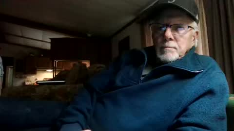 doingmyself69 online show from November 5, 2025, 9:04 pm