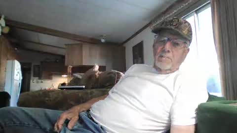 Snapshot of doingmyself69 chatting on June 2, 2026, 3:03 pm doingmyself69 online show from June 2, 2026, 3:03 pm