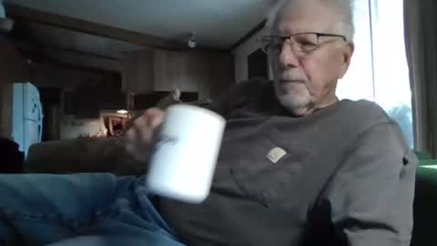 Snapshot of doingmyself69 chatting on June 6, 2026, 2:44 pm doingmyself69 online show from June 6, 2026, 2:44 pm