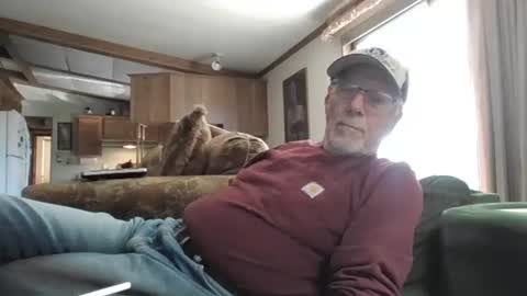 Snapshot of doingmyself69 chatting on June 11, 2026, 12:43 am doingmyself69 online show from June 11, 2026, 12:43 am