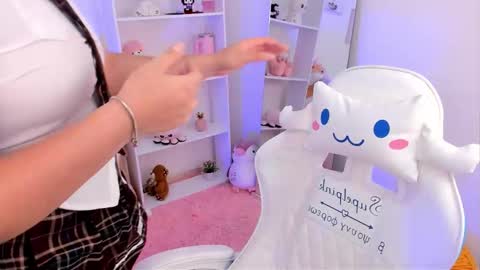 Snapshot of dolce_antonellaa chatting on October 18, 2025, 12:24 am antonella online show from October 18, 2025, 12:24 am