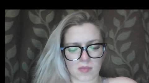 dolce_tempt online show from February 14, 2026, 7:32 pm