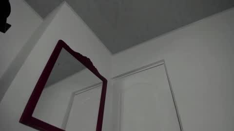 Ludika Santiago online show from February 18, 2025, 10:14 pm