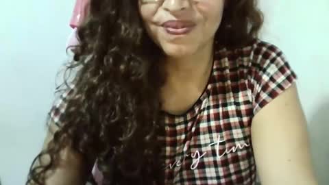 Snapshot of doll78latin chatting on February 10, 2025, 5:25 am doll78latin online show from February 10, 2025, 5:25 am