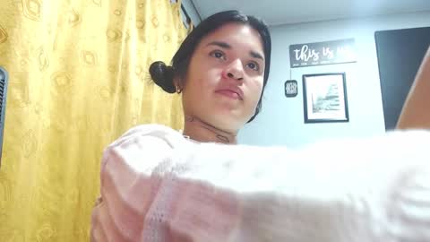 Snapshot of doll_and_thebrown chatting on October 5, 2025, 1:15 am doll_and_thebrown online show from October 5, 2025, 1:15 am