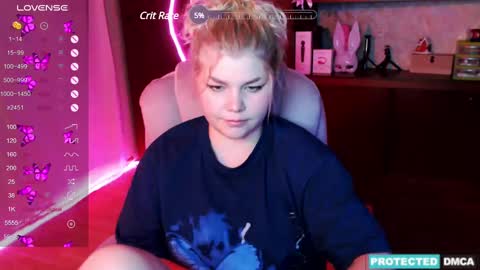 Chloe online show from December 2, 2024, 3:15 am