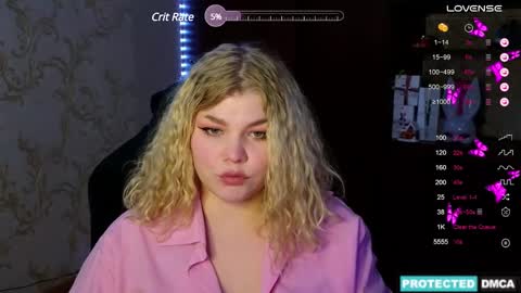 Chloe online show from December 11, 2024, 7:25 pm