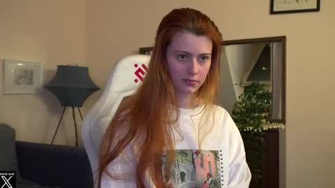 Your doll Lesli online show from February 7, 2025, 5:29 pm